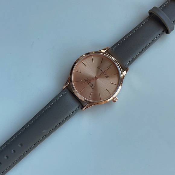 MONROE Classique Watch - Picture 4 of 4